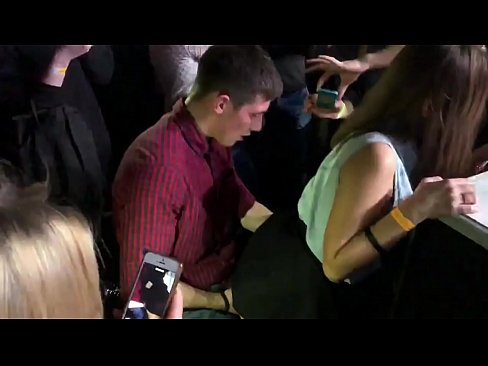 ❤️ Tikras seksas rusų naktiniame klube. 18-metė rusų mergina išangėje ir makštyje dulkinama naktiniame klube Seks video prie lt.xxxifuck.ru ❌❤
